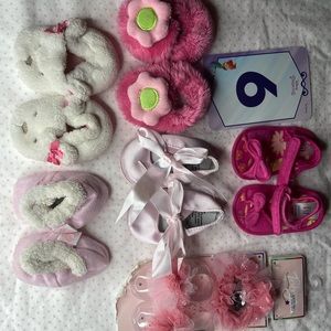 Infant or baby shoes size 0-3 months
